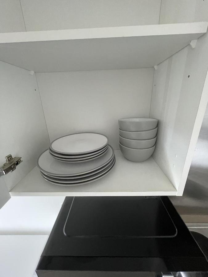 Modern 2-Bed Apartment In The Heart Of Salford Quays المظهر الخارجي الصورة
